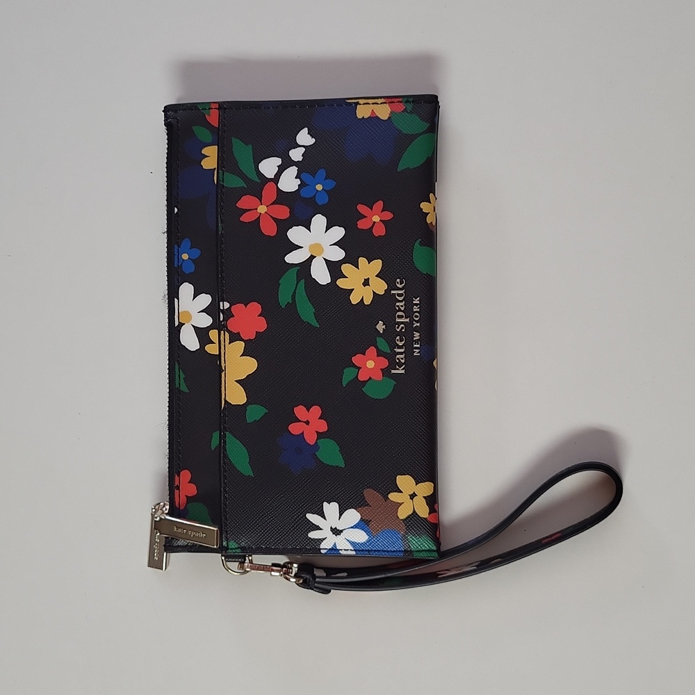 Kate Spade wristlet